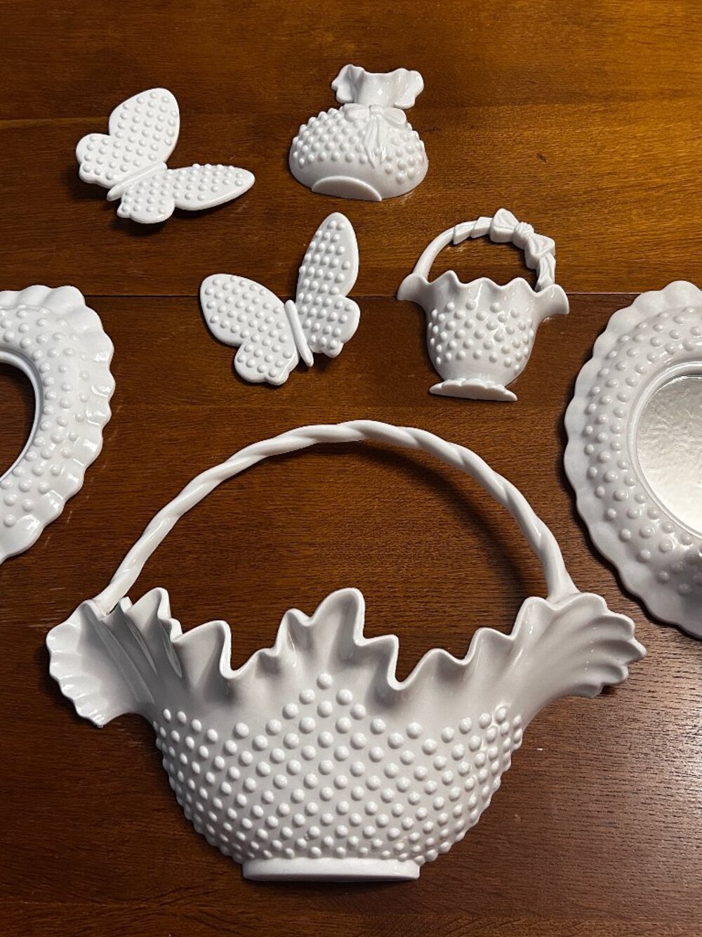 Vintage 90s Burwood 7 piece wall decor set